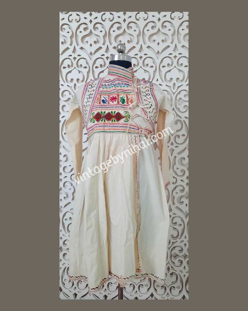 Vintage Indian Hand Embroidered Menâ€™s Rabari Kediyo